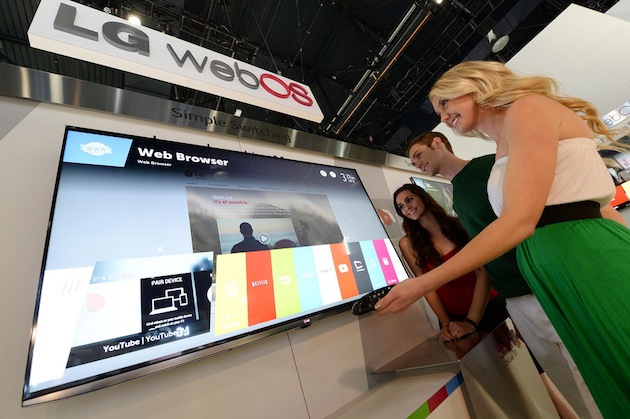 LG avanza que WebOS estará en el 70% de sus televisores y confirma la pulsera Life Band Touch