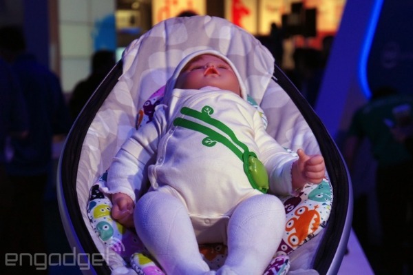 Hasta aquí hemos llegado: Intel presenta el pijama para bebés 'inteligente'