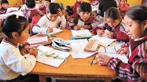 Denuncian que el Gobierno inició acciones para el cierre de turnos en colegios