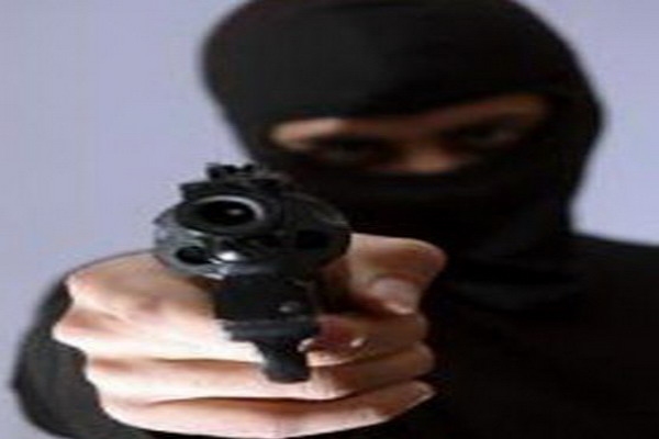 Ivirgarzama: Encapuchados armados roban en un domicilio y secuestran al dueño