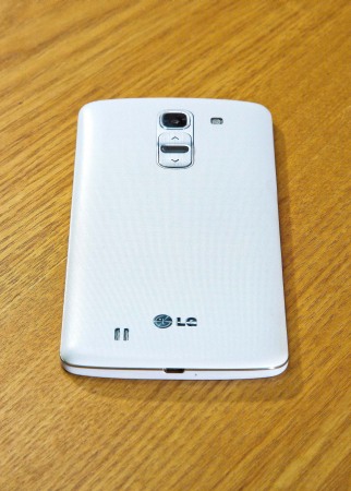 LG G Pro 2 filtrado por sorpresa: luce su blanco tipito ante la cámara