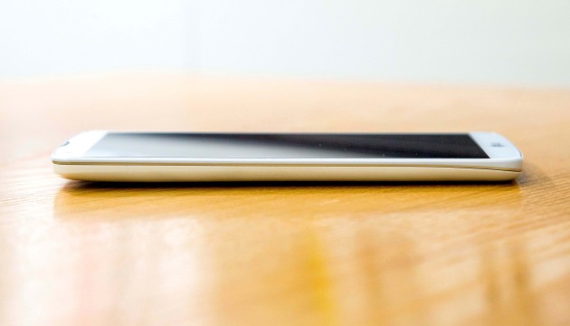 LG G Pro 2 filtrado por sorpresa: luce su blanco tipito ante la cámara