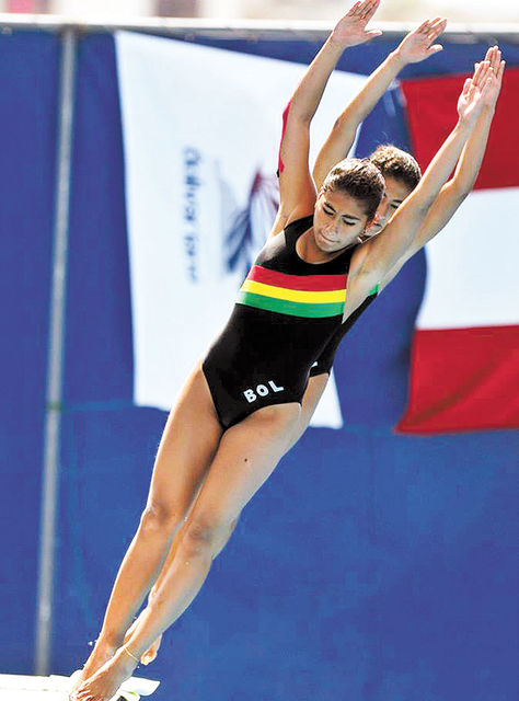 Competencia. Las hermanas Coronado durante los Bolivarianos.
