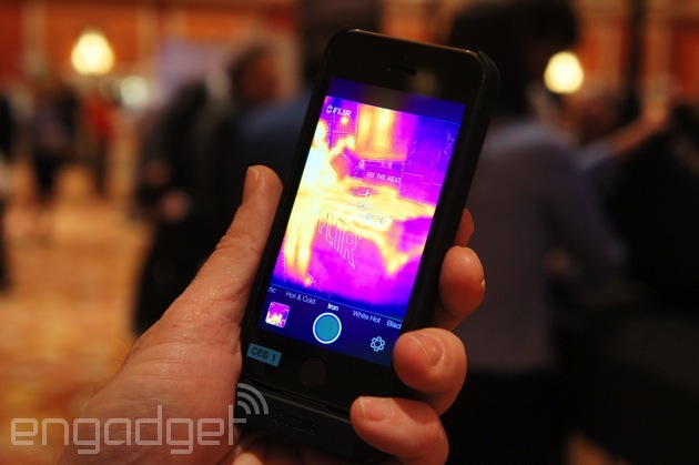 ¿iPhone con visión nocturna? Sí, gracias a esta funda
