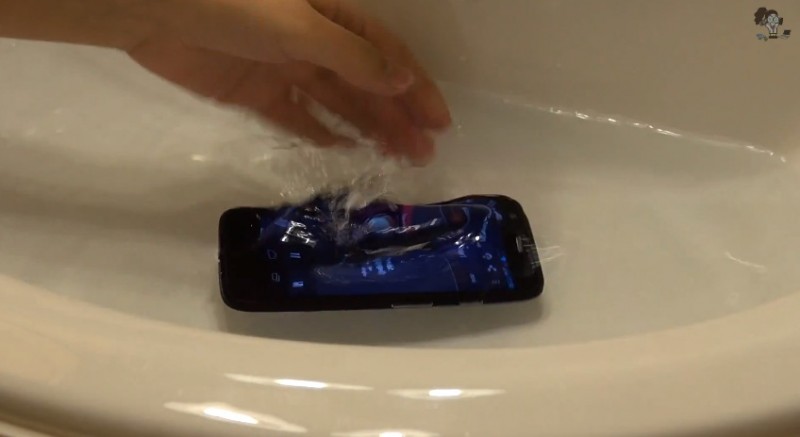 Moto G agua