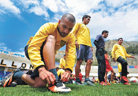 Práctica. Cristaldo en primer plano, en la reanudación de prácticas del Tigre.