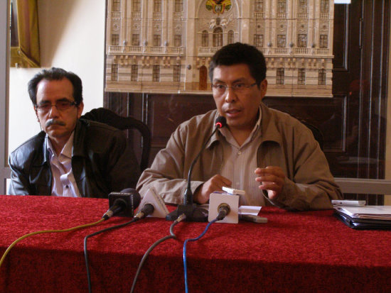 POSICIÓN. El síndico de la Gobernación, Valerio Llanos, comunicó una posición institucional.