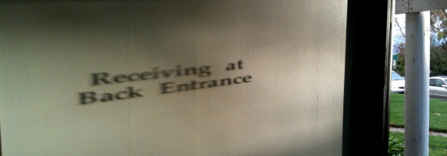 texto proyectado pared