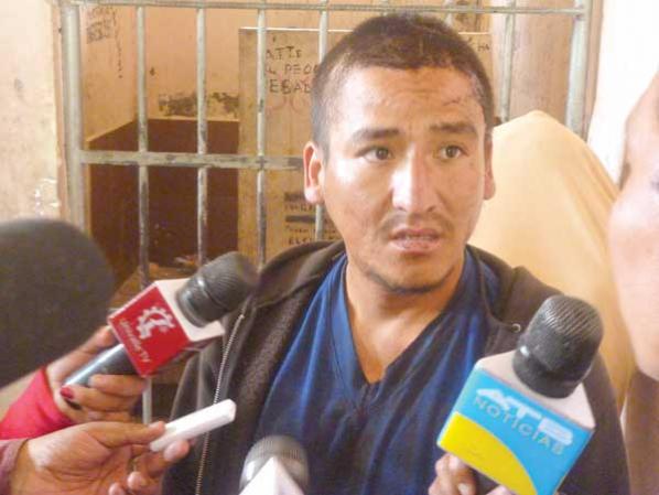 El adicto aprehendido in fraganti habló y negó las acusaciones, ayer. dico solÍz