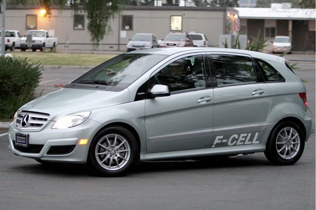 Mercedes-Benz Clase B F-Cell plateado