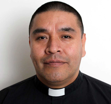 El-padre-Waldo-Barrionuevo-es-nuevo-Obispo-en-Bolivia
