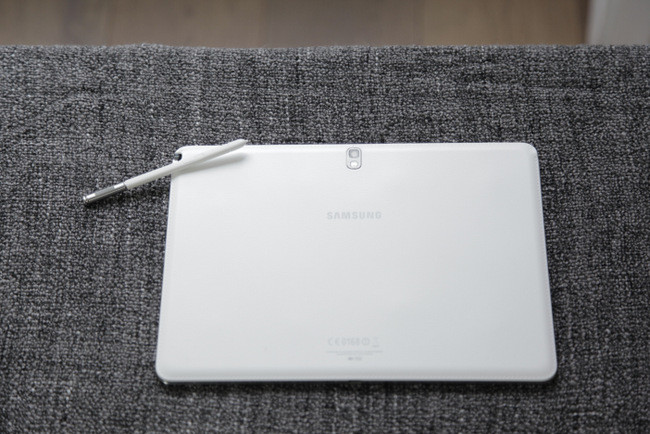 Trasera del Note 10.1 Samsung