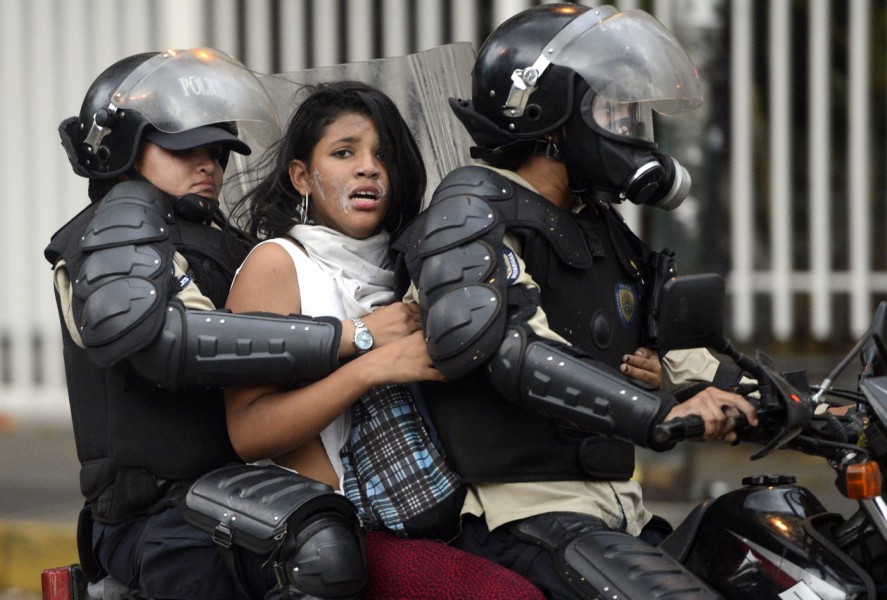 AFP PHOTO/LEO RAMIREZ