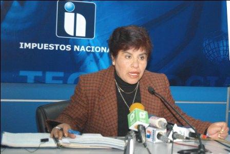 Aduana-preve-iniciar-nacionalizacion-de-maquinaria-agricola-desde-abril