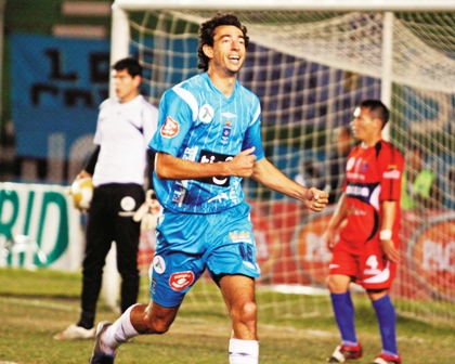 En-Sucre-Blooming-gano-16-partidos-de-49-que-jugo-