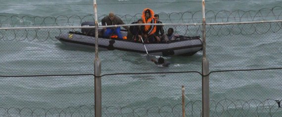 subsaharianos saltar valla ceuta