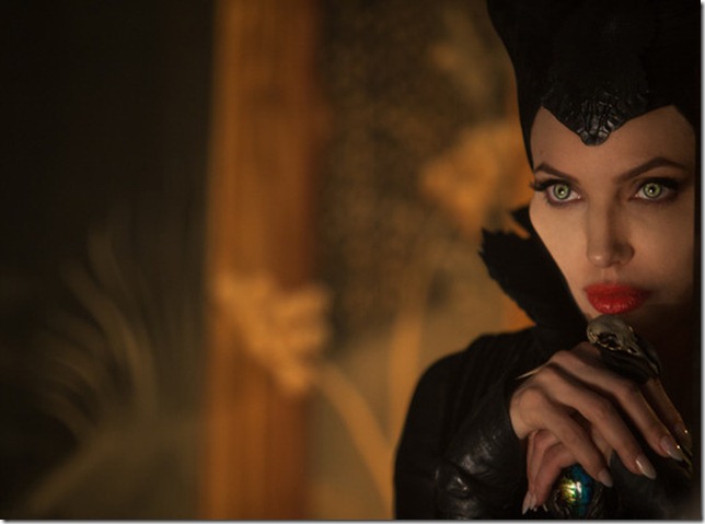 Angelina-Jolie-Disney-Maleficnt-