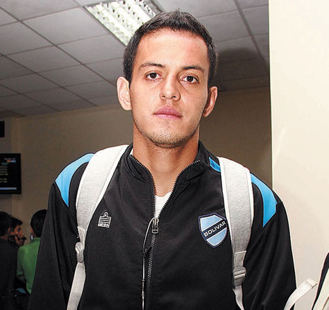 Campos. El jugador Jhasmani Campos anunció que está para regresar a la Academia.