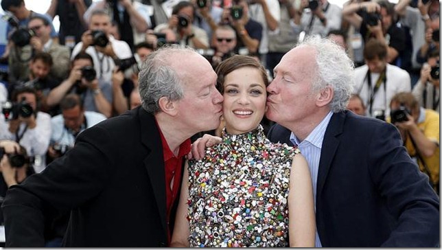 Luc y Jean-Pierre Dardenne con Marion Cotillard en Cannes