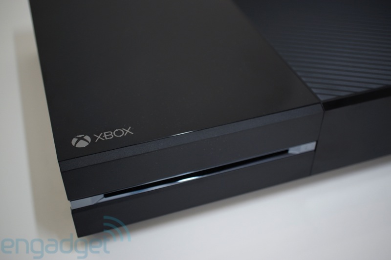 Microsoft lanzará una Xbox One sin Kinect el 9 de junio por 399,99 euros
