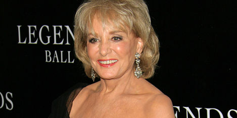 La periodista y presentadora Barbara Walters cumplió 53 años de carrera en la televisión estadounidense.  Este viernes se alejó de las cámaras. | AP
