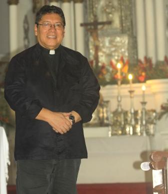 El miembro de la iglesia católica destaca el fervor de los fieles en esta fecha.