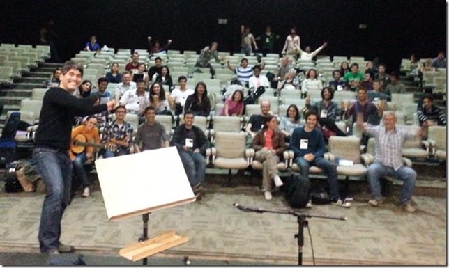 Piraí Vaca junto a los participantes del encuentro internacional de guitarristas realizado en Brasil