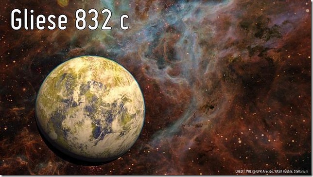 Representación artística de la supertierra potencialmente habitable Gliese 832 c contra un fondo nebulosa estelar