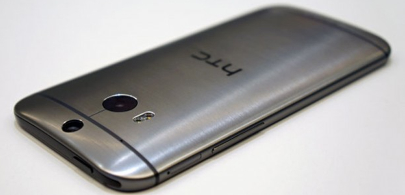htc one m8 11 HTC le regala un One M8 a un usuario al que su Samsung Galaxy S4 se le había quemado