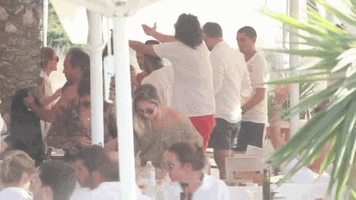 Orlando Bloom Dancing GIFs 9