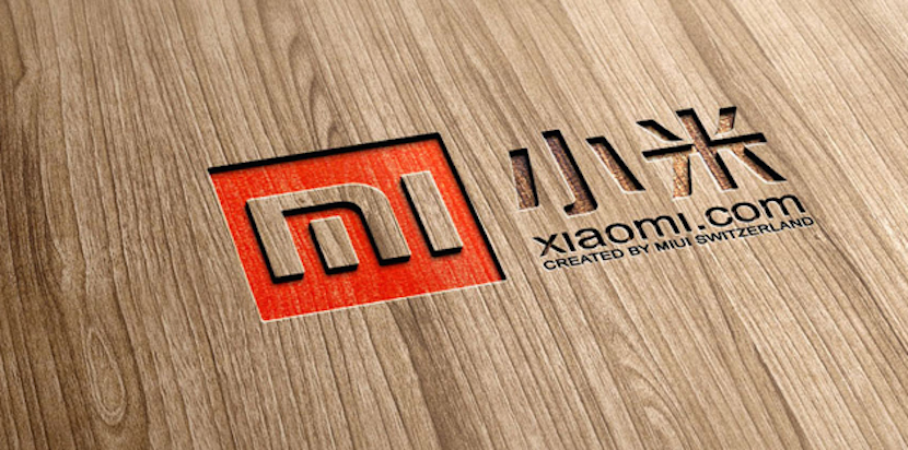 xiaomi logo Multan a Xiaomi por publicidad engañosa