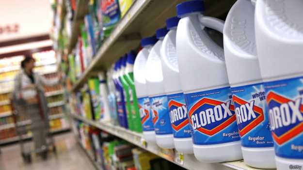 Lejía en supermercado.