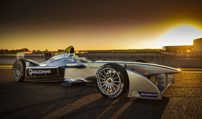 formulae-spark-renault-2014-10.jpg
