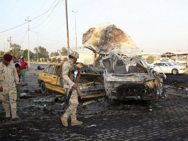 Bagdad: Al menos 26 muertos en tres atentados con coche bomba