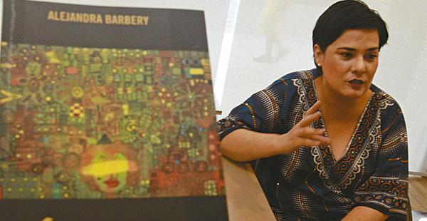 Ánima es el primer libro de Alejandra Barbery, que este año también expuso sus cuadros por primera vez