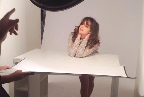 Lauren en plena sesión de fotos con Fadil Berisha