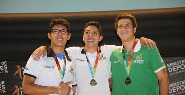 Natación