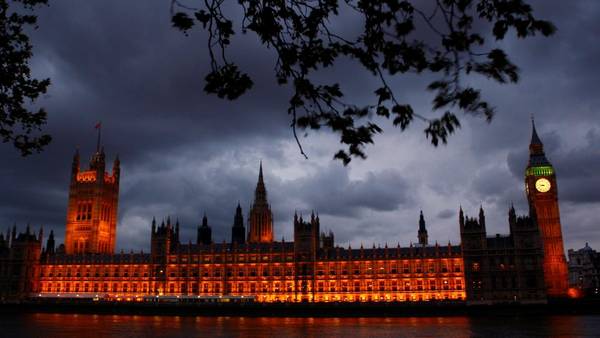 Casas-Parlamento-Londres-tecnicamente