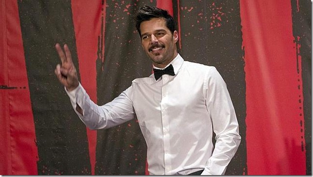 El tuit de Ricky Martin en el que compara la educación con una erección hasta el momento ha sido retuiteado más de 3.200 veces y escogido como favorito por más de 3.500 personas