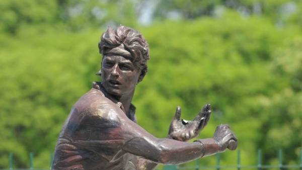 Mutilada. La obra, sin la raqueta. Foto: Diego Díaz