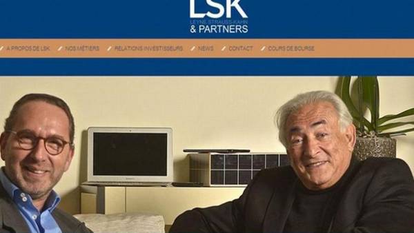 Thierry Leyne (izq.) y Dominique Strauss-Kahn en la página web de su sociedad financiera.