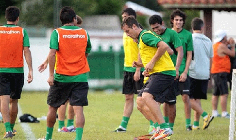 Entrenan con la fe intacta.