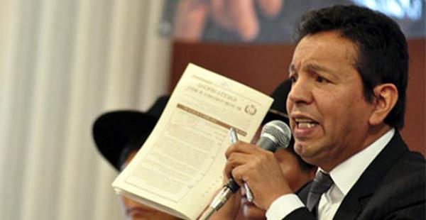 Ramiro Paredes, vocal del TSE explicó que los medios notificados deben suspender los spots gubernamentales en un plazo de dos horas.