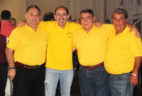 UNIDAS LAS PROMOS 82 Y 81. 'Beto' Castedo, Fabio Zambrana, Alfonso Mercado y Richard Suárez