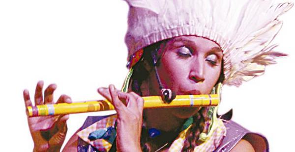 La propuesta infantil se vio en una decena de pueblos de la Chiquitania. Llega a la ciudad por primera vez.