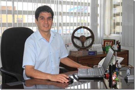 El ejecutivo señala los proyectos a corto plazo que tiene la empresa sobre expansión de tiendas en diferentes ciudades del país. El ejecutivo señala los proyectos a corto plazo que tiene la empresa sobre expansión de tiendas en diferentes ciudades del país.