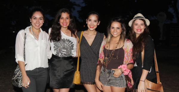 Evelyn Frana, Carla Johana Valdivia, Bárbara Bauer, Yamilka Aburdene y Karla Bauer