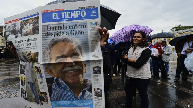 Fila para participar en homenaje a García Márquez en Bogotá