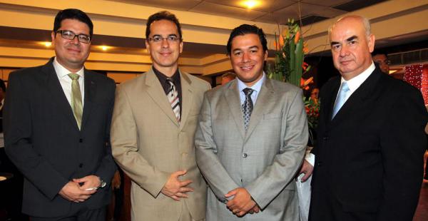 Gary Rivero, Roly Aguilera, Hugo Sosa y José Luis Parada