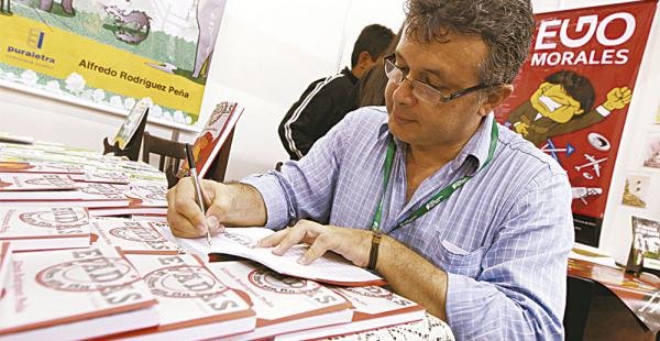 Alfredo Rodríguez Peña es escritor y periodista. Tiene varias publicaciones en poesía, cuento y ensayo